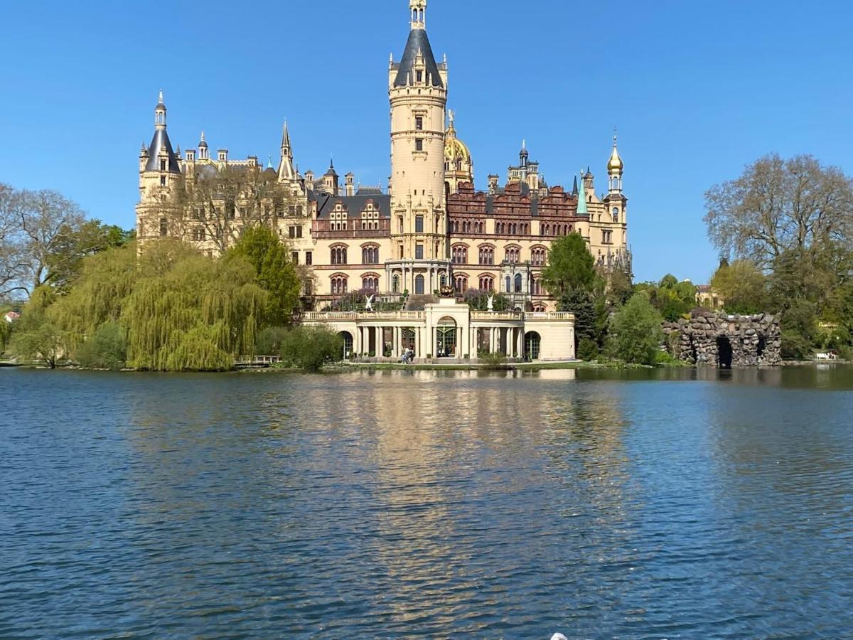 Stilvolle Ferienwohnung In Der Naehe Von Schwerin Dummer ภายนอก รูปภาพ